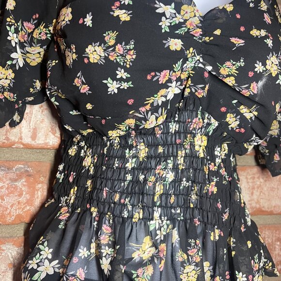 Timing Black Floral Smocked Peplum Top Size L - Picture 4 of 11